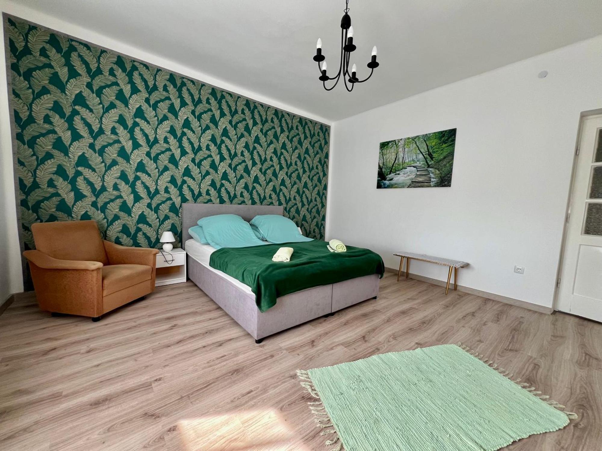 Apartment Aranylak Vendeghaz *